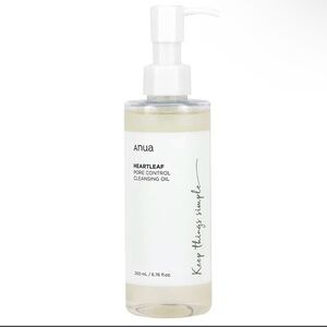 Heartleaf Pore Control Cleansing Oil - White